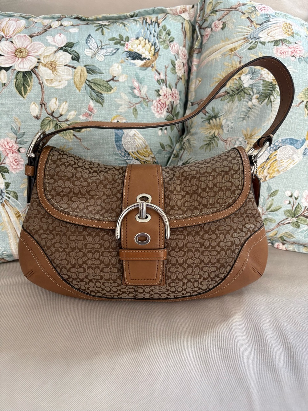 Vintage large  Coach Soho Signature Jacquard Hobo Bag Brown
Tan Y2K Shoulder Bag